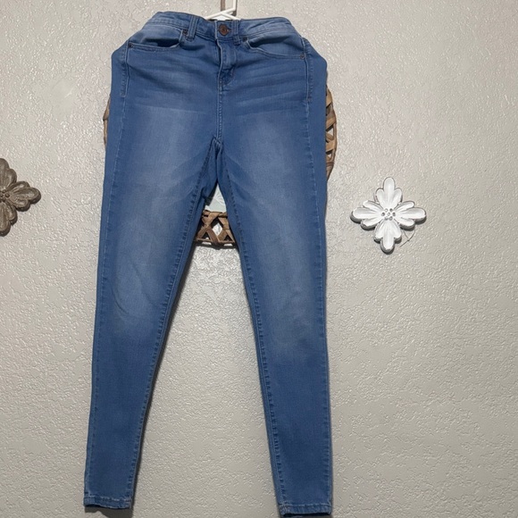 Authentic American Heritage Denim - Hollister Women's Light Blue Skinny Jeans